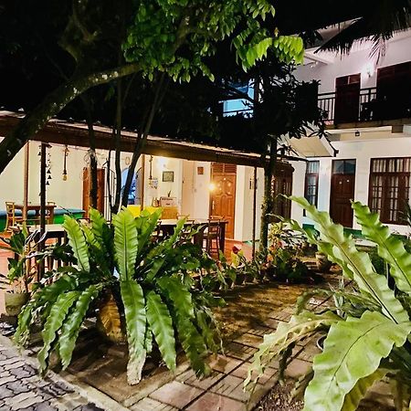 מיריסה Gihan Guesthouse מראה חיצוני תמונה