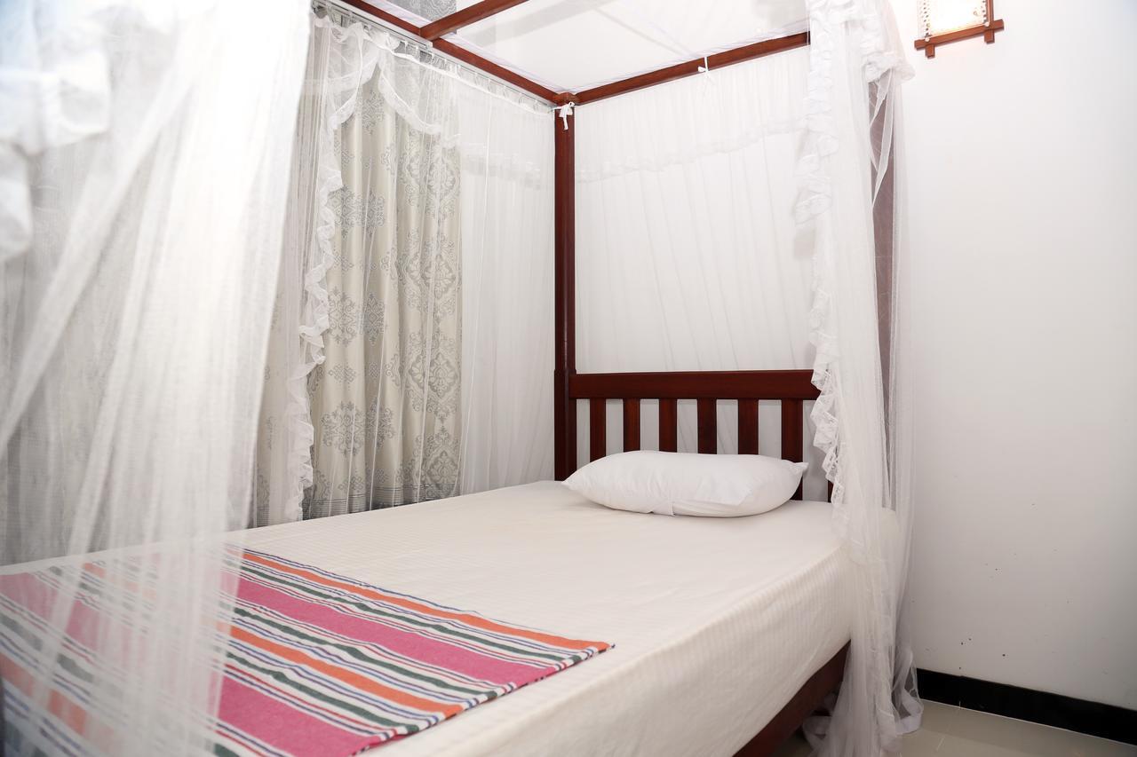 מיריסה Gihan Guesthouse מראה חיצוני תמונה