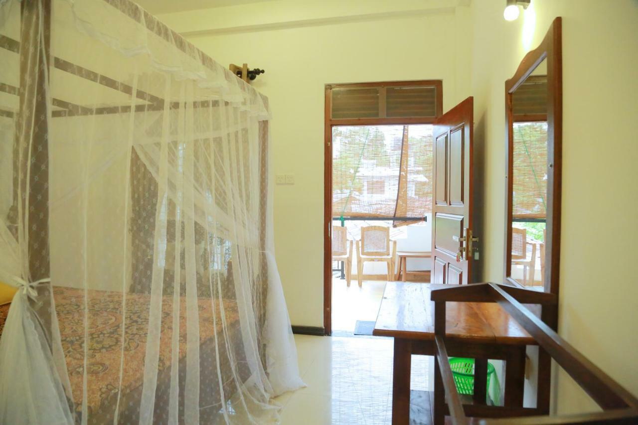 מיריסה Gihan Guesthouse מראה חיצוני תמונה
